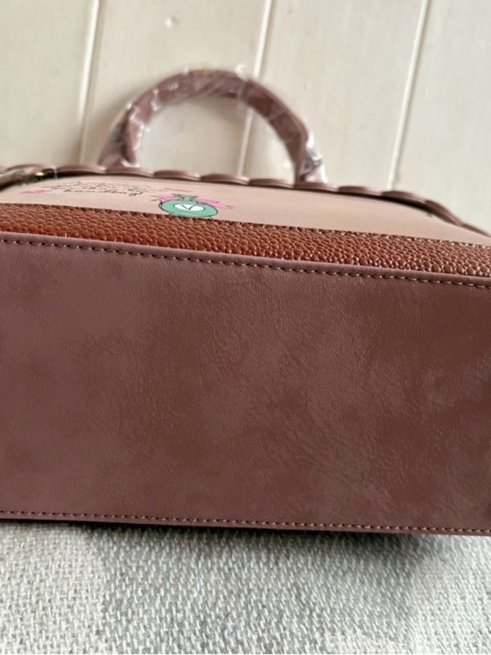 Vendula London Discontinued Perfumery Blush 2nd Edition Grab Bag Long Strap NWT - Picture 3 of 4